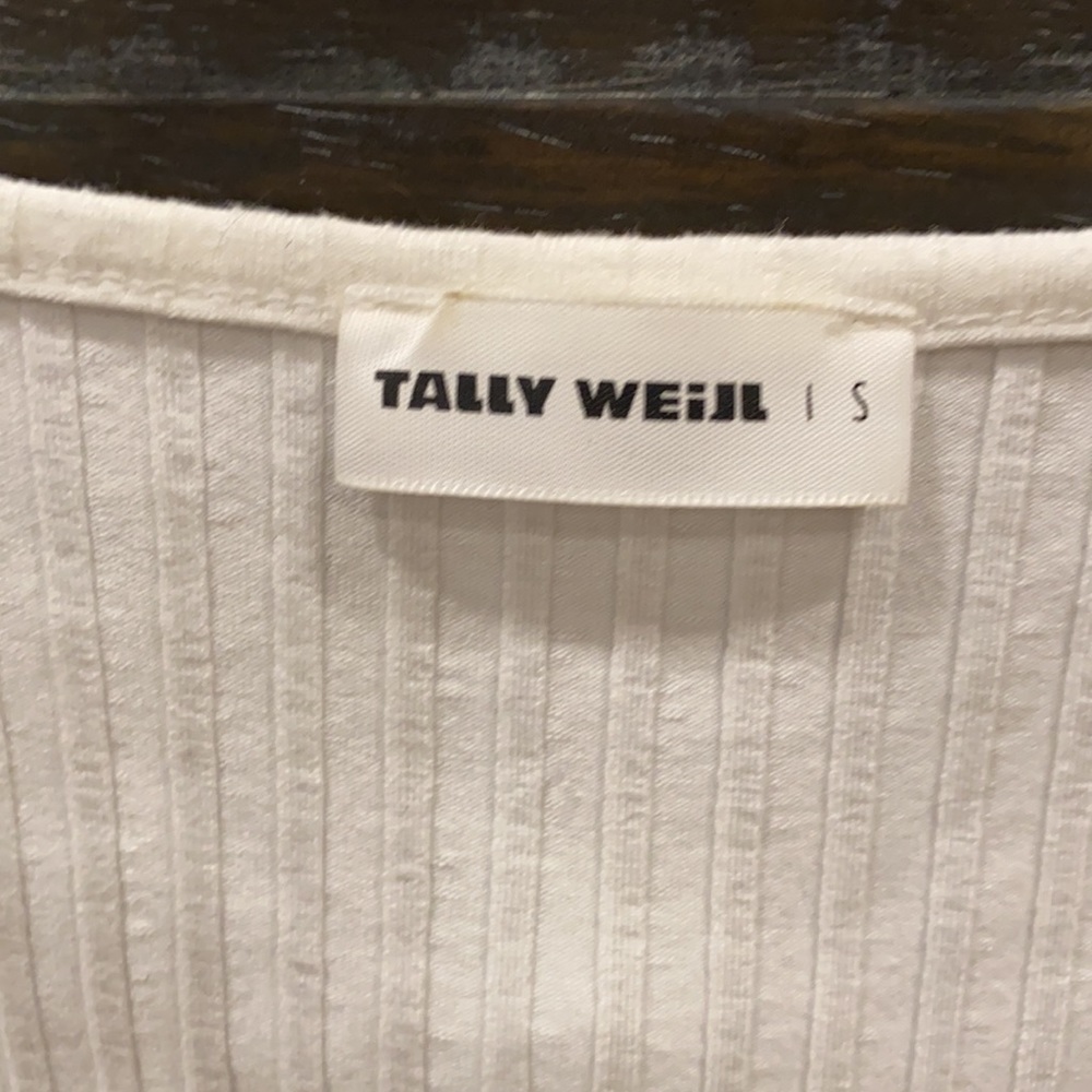Tally Weill white zip up crop top, size small - Picture 4 of 4